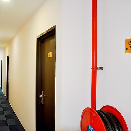 Gem Hotel Nusajaya  Esterno foto