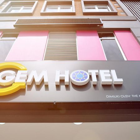 Gem Hotel Nusajaya  Esterno foto
